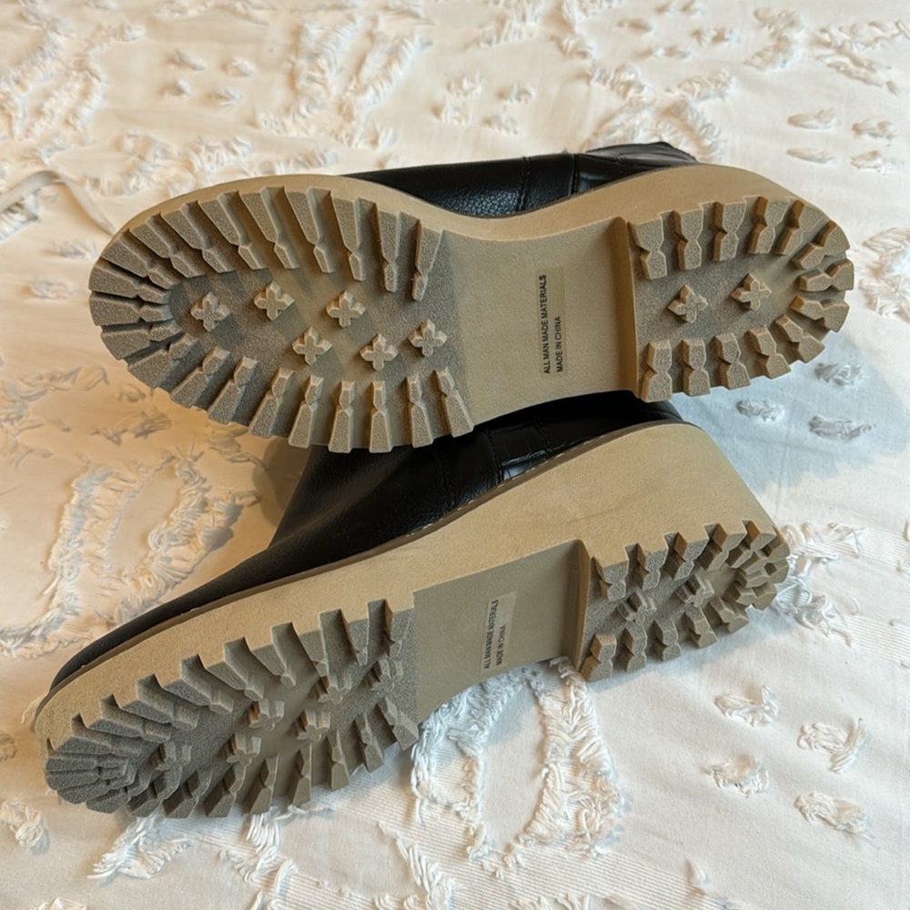Booties - Picture 4 of 5